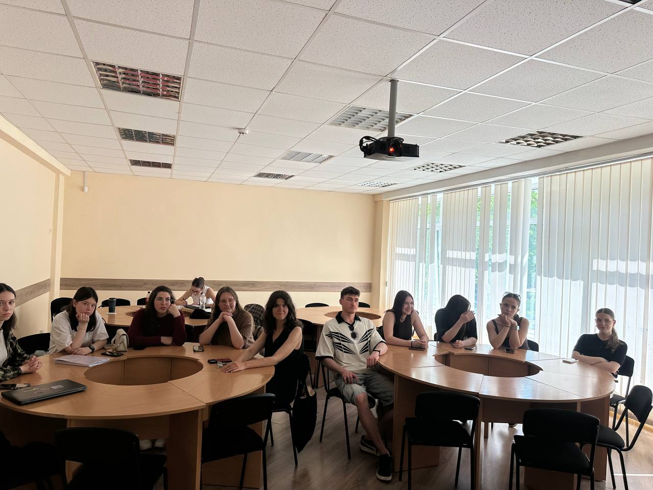 06.05.26 3 Учасники заходу осмислюють педагогічну спадщину та громадянський подвиг Бориса Дмитровича Грінченка