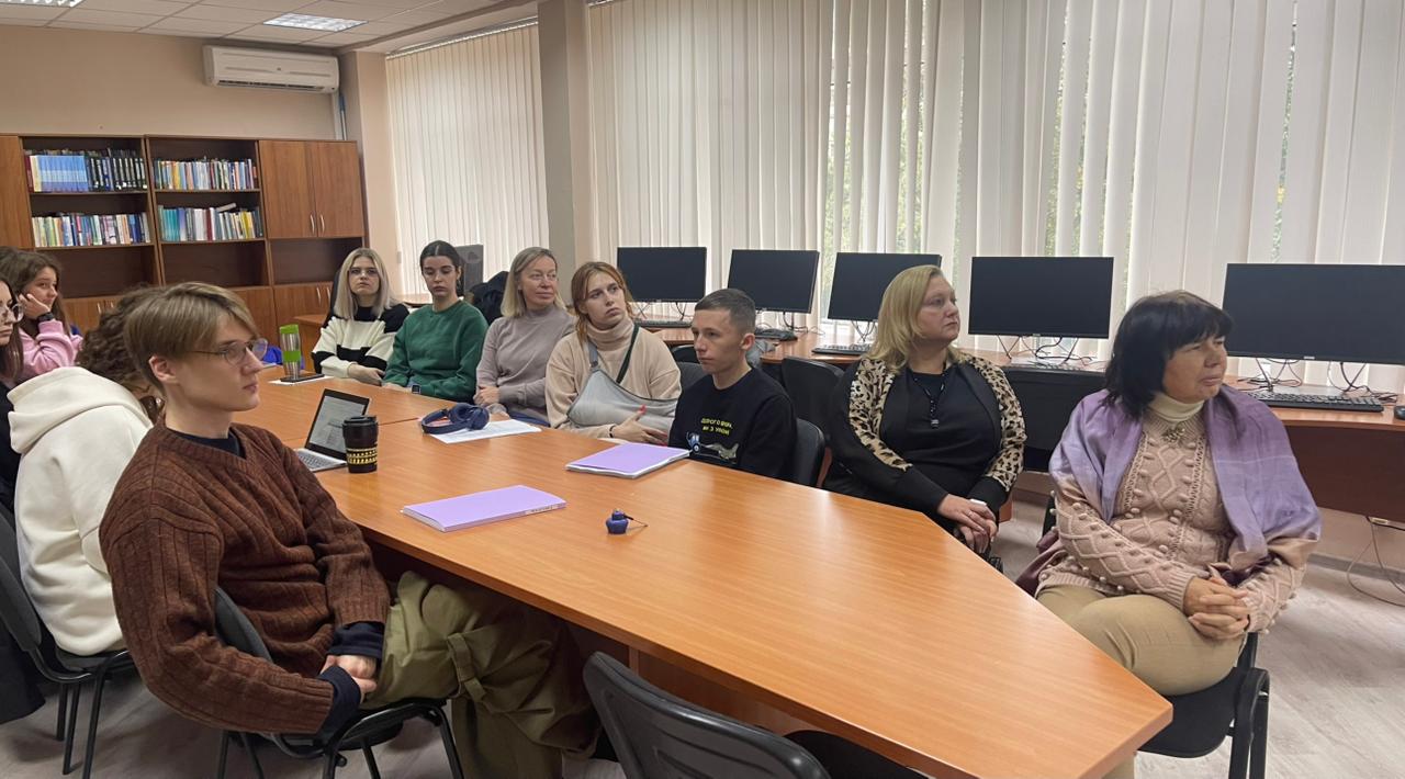 Фото 3 Учасники заходу