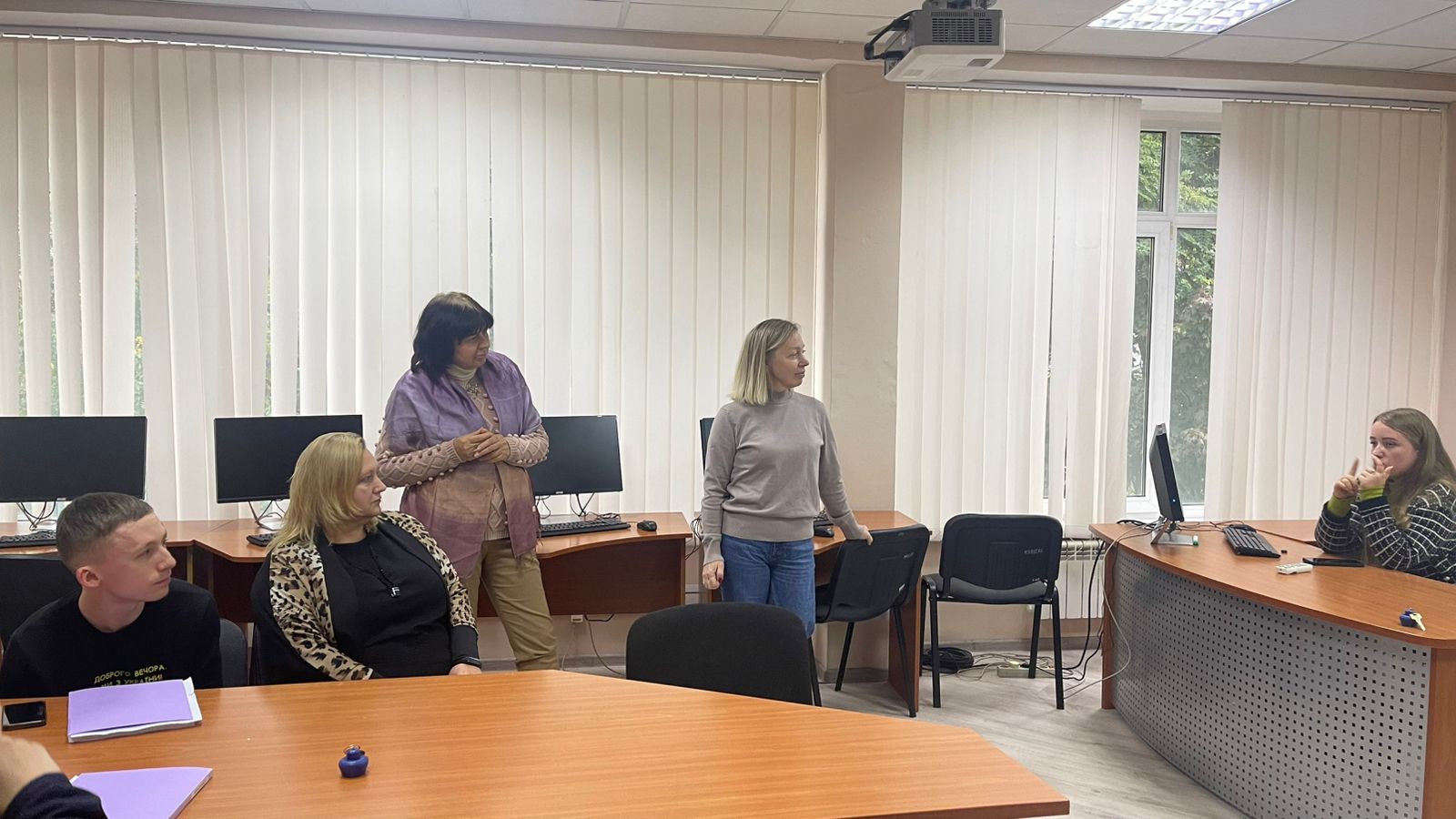 Фото 4 Обговорення досвіду академічної мобільності